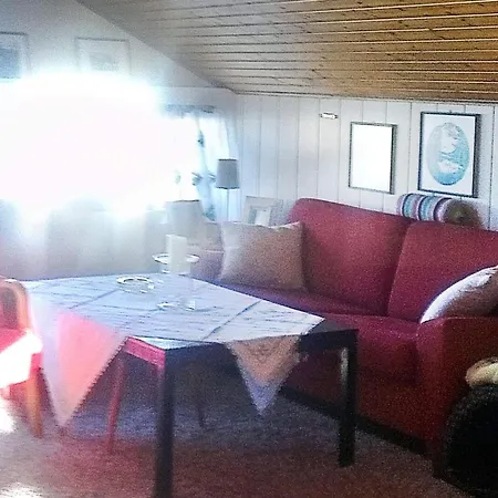 6 Person In * Svolvær